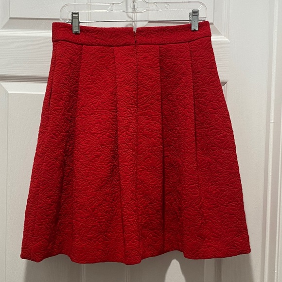 Ann Taylor red pleated circle skirt. - Picture 5 of 8